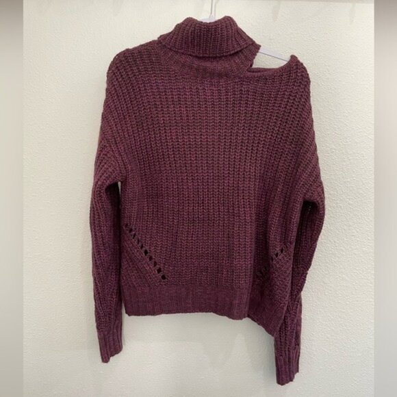 John + Jenn Burgundy Turtleneck Sweater Classic Chunky Chic Cable Knit Soft - Picture 2 of 6